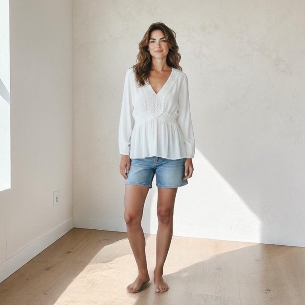 Boho Cottagecore Crochet V-Neck Blouse a.n.a L White Rayon Long Sleeve Lacey Top